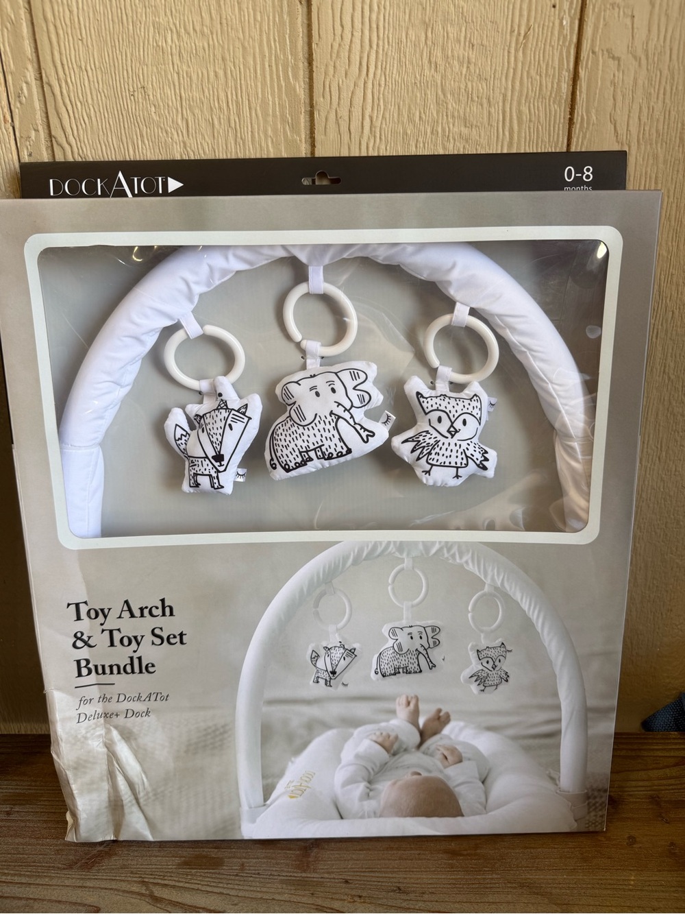 DockATot Toy Bundle White Arch + Cheeky Chums